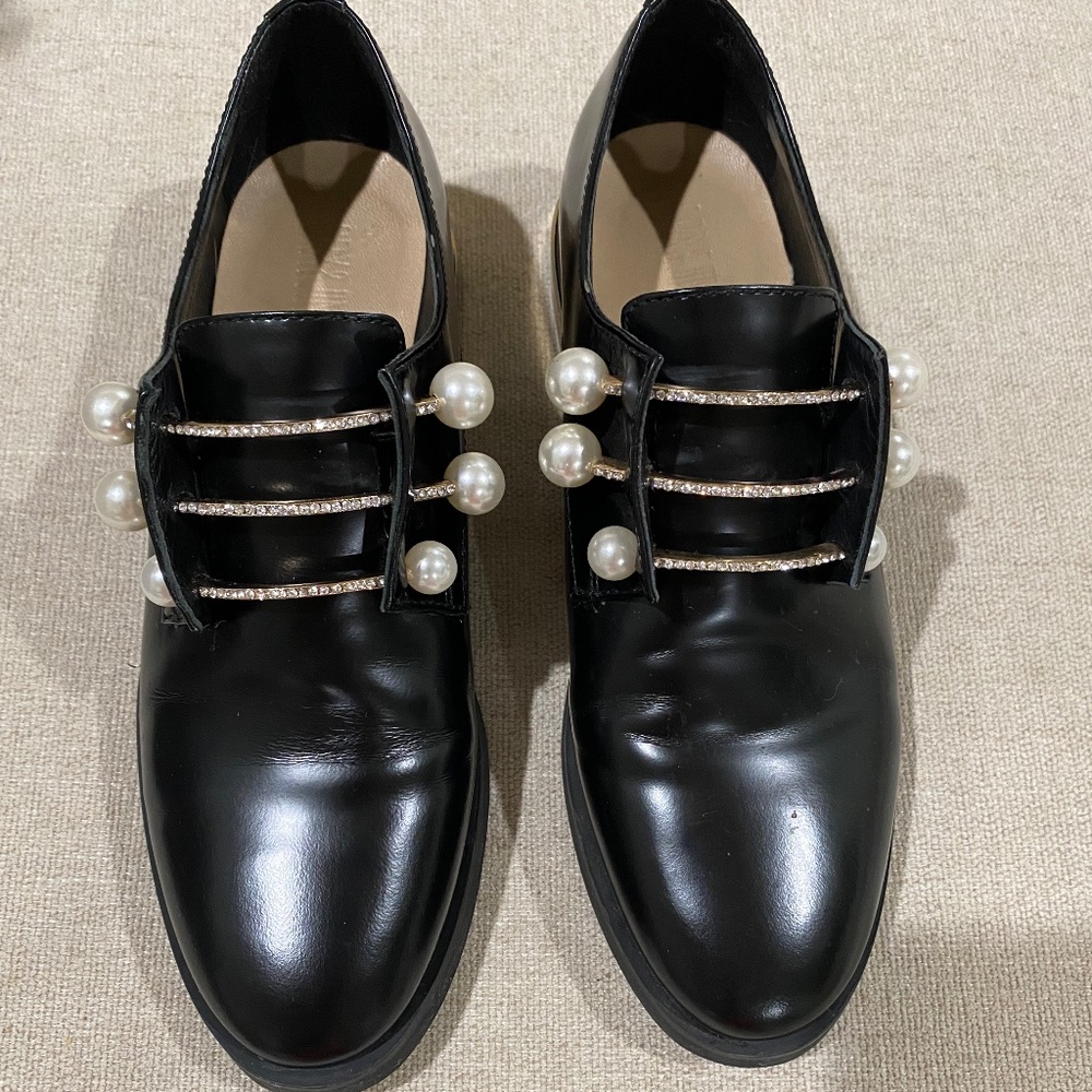 derby shoe with pearl and crystaI - Picture 5 of 12